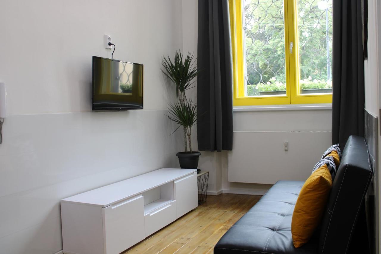 Lyly Apartment - Modern Apartment With Free Parking Prague Exterior photo