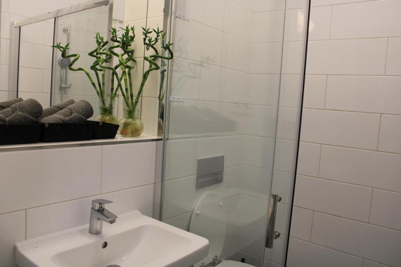 Lyly Apartment - Modern Apartment With Free Parking Prague Exterior photo